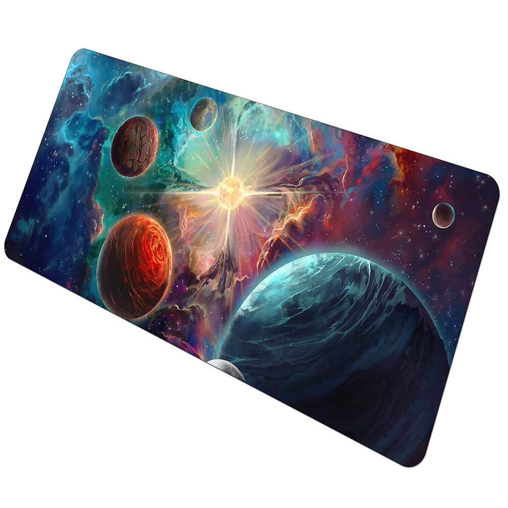 Pannello decorativo spaziale con pianeti e nebulose Oggetto decorativo a tema spaziale con pianeti e nebulose, ideale per appassionati di astronomia e decorazioni scientifiche. Perfetto per personalizzare ambienti con un tocco cosmico.
