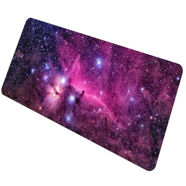 Vassoio decorativo con immagine di nebulosa spaziale, perfetto come oggetto scientifico e decorativo. Ideale per appassionati di astronomia e decorazioni a tema cosmico.