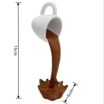 Tazza decorativa con cioccolato che scorre, ispirata a un esperimento scientifico, perfetta come oggetto decorativo o da collezione.