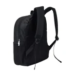 Zaino nero resistente con scomparto principale e tasca frontale, ideale per scuola, lavoro o viaggi. Leggero, comodo e pratico, perfetto per portare libri, laptop e oggetti personali.