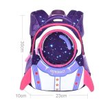 Zaino per bambini a tema astronauta con design stellato e dettagli spaziali, perfetto per scuola o tempo libero.