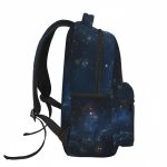 Zaino con stampa a tema galassia e stelle, perfetto per appassionati di astronomia e studenti. Design spaziale con dettagli di stelle e nebulose, resistente e pratico.