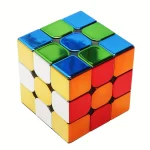 Gioco di puzzle 3x3 colorato, Cubetto di Rubik con superficie lucida e vibrante, perfetto come decorazione scientifica o oggetto da collezione.