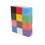 Set di blocchi di plastica colorati impilati in una piramide, ideale come decorazione scientifica o oggetto educativo per bambini e appassionati di scienza.