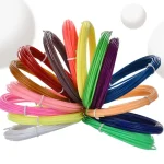Braccialetti di plastica colorati, ideali per decorazioni scientifiche e progetti educativi, disponibili in vari colori vivaci e resistenti, perfetti per attività creative e didattiche.