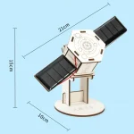 Modello di stazione spaziale con pannelli solari funzionanti, altezza 15 cm, larghezza 10 cm, lunghezza 21 cm, perfetto come decorazione scientifica educativa.