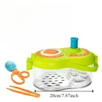 Gioco scientifico con strumenti di laboratorio per bambini.