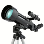 Telescopio Celestron nero con treppiede, ideale per astronomia e osservazioni celesti, perfetto come decorazione scientifica o oggetto da collezione.