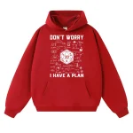 Punto 2: Felpa rossa con grafica scientifica e testo "Don't Worry, I Have a Plan" in bianco, perfetta per appassionati di scienza e stile casual.