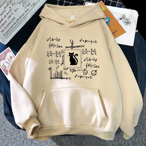 Maglietta beige con stampa di formule matematiche e scientifiche, al centro un'icona di gatto in stile silhouette. Perfetta per appassionati di scienza e animali, ideale come regalo originale.