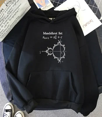Felpa con cappuccio con motivo dell'insieme di Mandelbrot, che rappresenta una frattale famosa in matematica, ideale per gli amanti delle scienze e del design grafico.