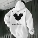 Abbigliamento con cappuccio che illustra la molecola d'acqua, simbolo della scienza e della ricerca. Perfetto per gli amanti delle scienze o come regalo educativo.