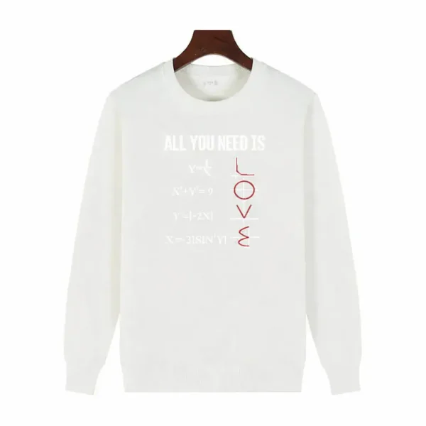 Felpa bianca con motivi matematici e testo "All you need is love" in rosso, perfetta per gli amanti delle scienze e delle matematiche.